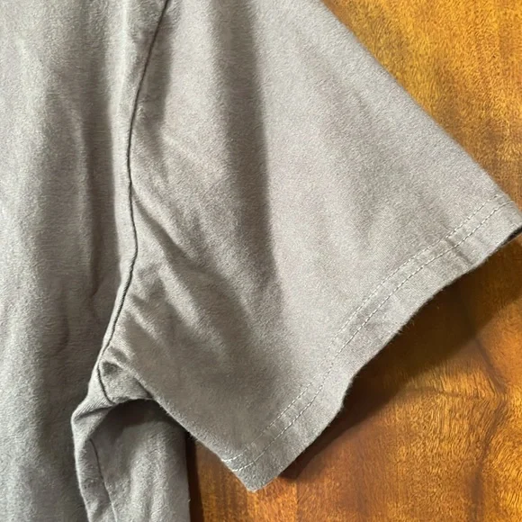 Men’s Hollister Tee shirt size Large 100% cotton in excellent condition - Picture 7 of 10